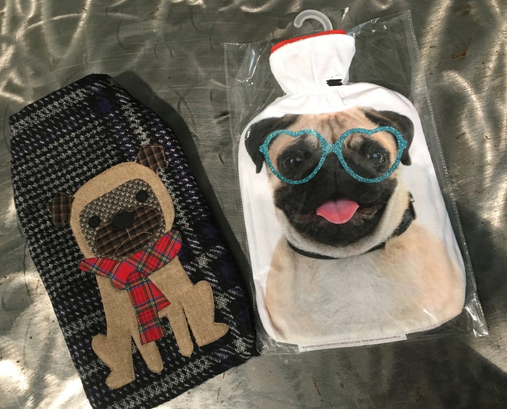 BOULE ACQUA CALDA NUMERO PEZZI DISPONIBILI :n 2 contributo minimo richiesto : € 15 inclusa la spedizione PER ORDINARE: Invia un'email a leonspugrescue@gmail.com , specificando ordine e indirizzo di spedizione. Invia il tuo contributo tramite bonifico bancario a: LEON S PUG RESCUE SALVACARLINO UNICREDIT ( MILANO) IT 94 D 02008 01623 000101415047 oppure puoi versare il tuo contributo utilizzando l'opzione paypal direttamente accessibile dal nostro sito internet