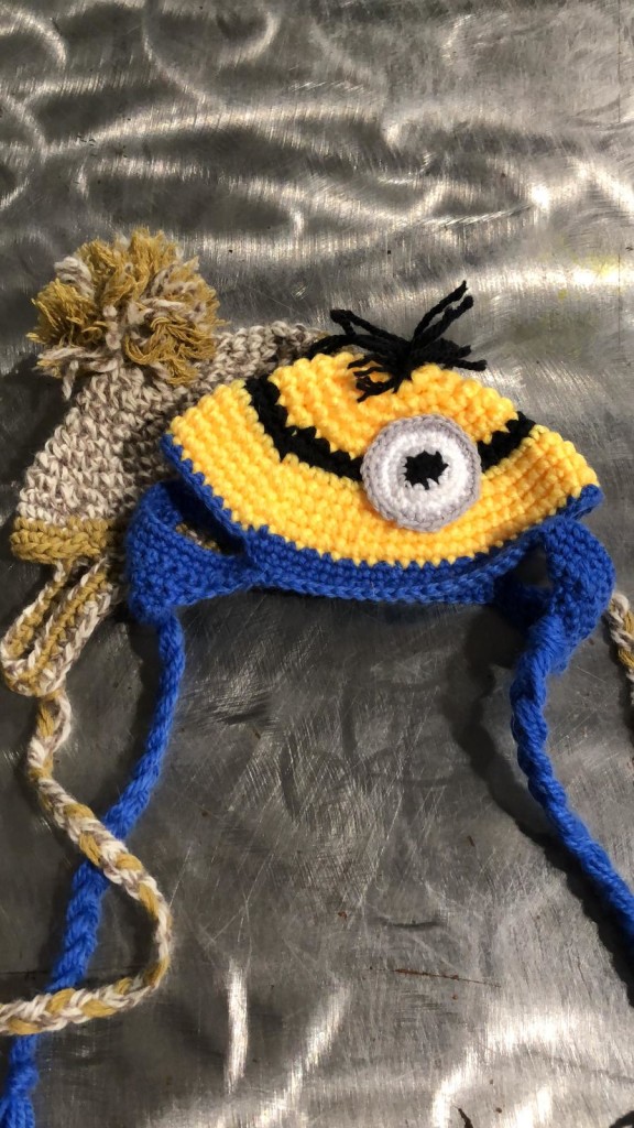 CAPPELLINO PER CARLINO (con fori per le orecchie), ULTIMI DUE RIMASTI, A-DO- RA- BI- LI !!! interamente realizzata a mano NUMERO PEZZI DISPONIBILI: 1 ULTIMO RIMASTO! misura unica CONTRIBUTO MINIMO RICHIESTO : € 20 inclusa spedizione PER ORDINARE: Invia un'email a leonspugrescue@gmail.com , specificando ordine CON NOME ARTICOLO e indirizzo di spedizione. Invia il tuo contributo tramite bonifico bancario a: LEON S PUG RESCUE SALVACARLINO UNICREDIT ( MILANO) IT 94 D 02008 01623 000101415047 oppure puoi versare il tuo contributo utilizzando l'opzione paypal direttamente accessibile dal nostro sito internet PERFAVORE CONTATTACI PER ACCERTARTI CHE L'ARTICOLO SIA ANCORA DISPONIBILE PRIMA DI INVIARE IL TUO CONTRIBUTO !