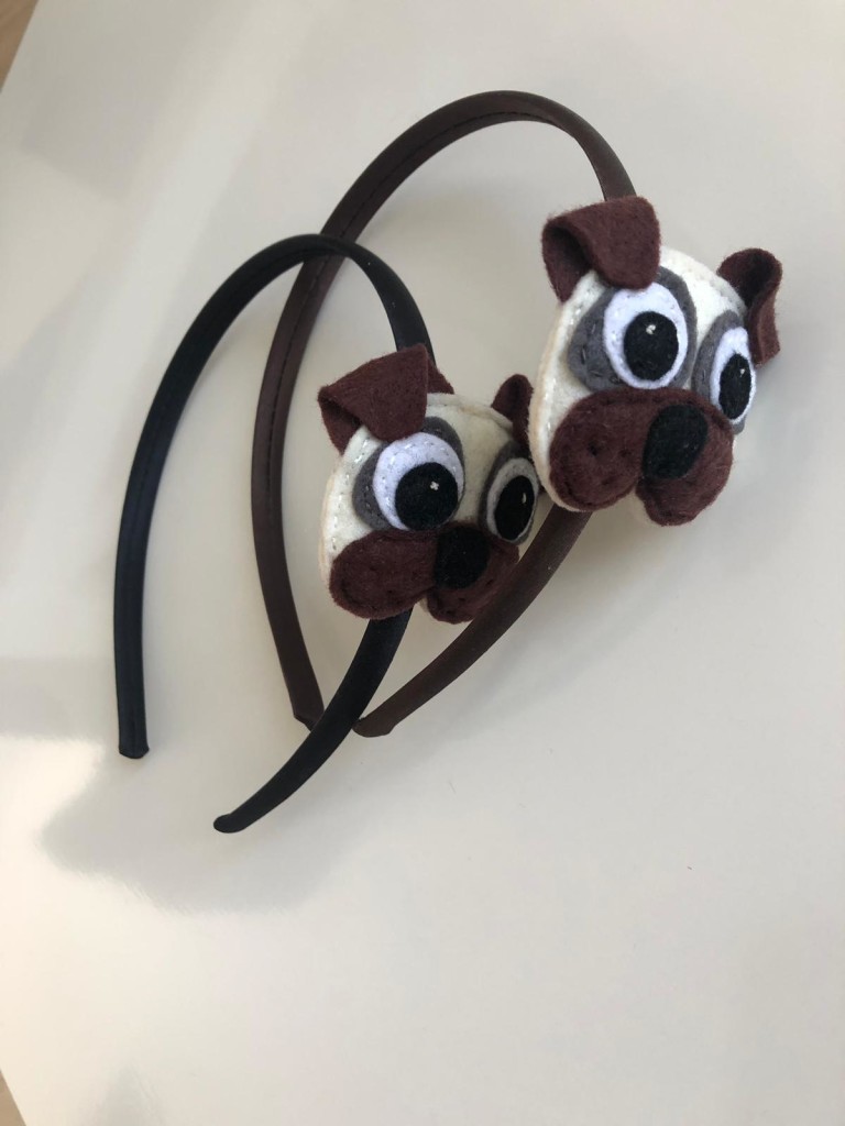 CERCHIETTI CARLINOSI NUMERO PEZZI DISPONIBILI: 10 fulvo + 10 nero CONTRIBUTO MINIMO RICHIESTO : € 15 inclusa spedizione PER ORDINARE: Invia un'email a leonspugrescue@gmail.com , specificando ordine CON NOME ARTICOLO e indirizzo di spedizione. Invia il tuo contributo tramite bonifico bancario a: LEON S PUG RESCUE SALVACARLINO UNICREDIT ( MILANO) IT 94 D 02008 01623 000101415047 oppure puoi versare il tuo contributo utilizzando l'opzione paypal direttamente accessibile dal nostro sito internet PERFAVORE CONTATTACI PER ACCERTARTI CHE L'ARTICOLO SIA ANCORA DISPONIBILE PRIMA DI INVIARE IL TUO CONTRIBUTO !