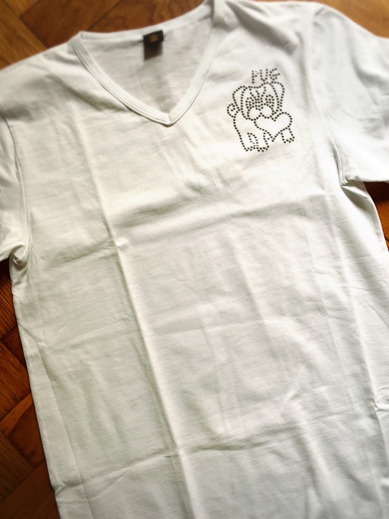 T-SHIRT donna CON APPLICAZIONE IN STRASS SOGGETTO CARLINO