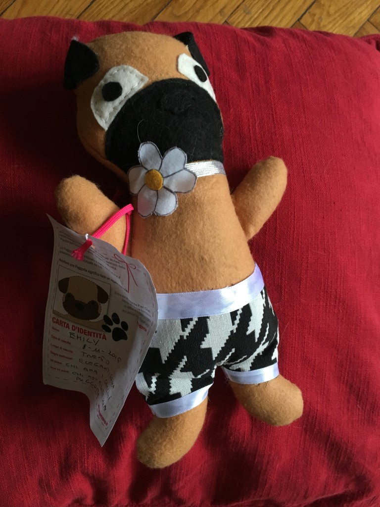 PUGGOTTA EMILY DISPONIBILITA' : 1 CONTRIBUTO MINIMO RICHIESTO : € 20 inclusa spedizione PER ORDINARE: Invia un'email a leonspugrescue@gmail.com , specificando ordine CON NOME ARTICOLO e indirizzo di spedizione. Invia il tuo contributo tramite bonifico bancario a: LEON S PUG RESCUE SALVACARLINO UNICREDIT ( MILANO) IT 94 D 02008 01623 000101415047 oppure puoi versare il tuo contributo utilizzando l'opzione paypal direttamente accessibile dal nostro sito internet PERFAVORE CONTATTACI PER ACCERTARTI CHE L'ARTICOLO SIA ANCORA DISPONIBILE PRIMA DI INVIARE IL TUO CONTRIBUTO !