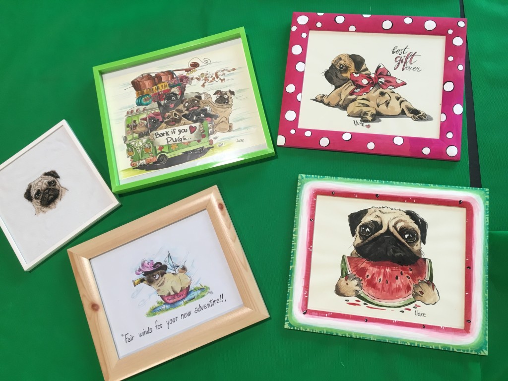 QUADRETTI SOGGETTI VARI CARLINOSISSIMI! NUMERO PEZZI DISPONIBILI: 3 (secondo in alto e soggetto Fair Winds non disp) CONTRIBUTO MINIMO RICHIESTO : € 18 ,inclusa spedizione PER ORDINARE: Invia un'email a leonspugrescue@gmail.com , specificando ordine CON NOME ARTICOLO e indirizzo di spedizione. Invia il tuo contributo tramite bonifico bancario a: LEON S PUG RESCUE SALVACARLINO UNICREDIT ( MILANO) IT 94 D 02008 01623 000101415047 oppure puoi versare il tuo contributo utilizzando l'opzione paypal direttamente accessibile dal nostro sito internet PERFAVORE CONTATTACI PER ACCERTARTI CHE L'ARTICOLO SIA ANCORA DISPONIBILE PRIMA DI INVIARE IL TUO CONTRIBUTO !