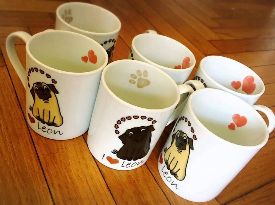 TAZZE ' I LOVE LEON' Ideate, realizzate e donate al Rescue dalla speciale mamma salvacarlina Alessandra NUMERO PEZZI DISPONIBILI : n 3 con carlino fulvo contributo minimo richiesto € 12 inclusa la spedizione