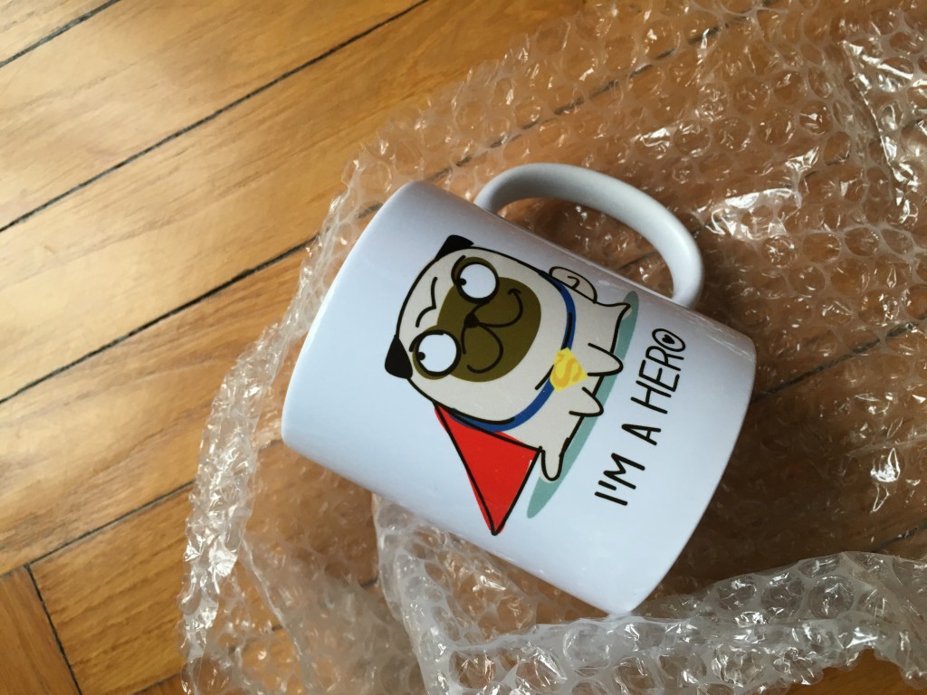TAZZE PUG HERO realizzate e donate al Rescue dal gruppo ' My Pug is My Hero' DISPONIBILITA' : 15 CONTRIBUTO MINIMO RICHIESTO : € 15 inclusa spedizione PER ORDINARE: Invia un'email a leonspugrescue@gmail.com , specificando ordine CON NOME ARTICOLO e indirizzo di spedizione. Invia il tuo contributo tramite bonifico bancario a: LEON S PUG RESCUE SALVACARLINO UNICREDIT ( MILANO) IT 94 D 02008 01623 000101415047 oppure puoi versare il tuo contributo utilizzando l'opzione paypal direttamente accessibile dal nostro sito internet PERFAVORE CONTATTACI PER ACCERTARTI CHE L'ARTICOLO SIA ANCORA DISPONIBILE PRIMA DI INVIARE IL TUO CONTRIBUTO !